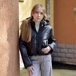 Куртка для девочки демисезонная 22820 черного цвета